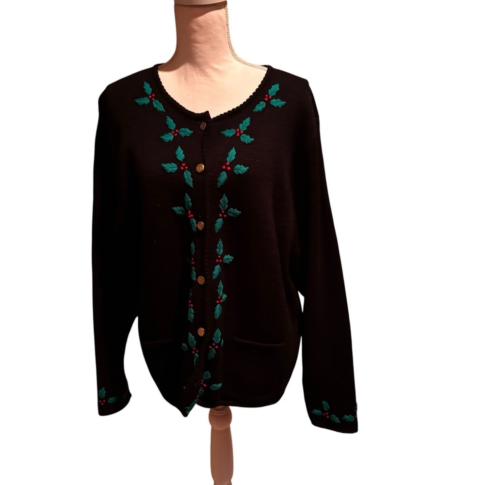 Vintage Tally-Ho Holly Embroidered Cardigan Sweater Black Size large Christmas